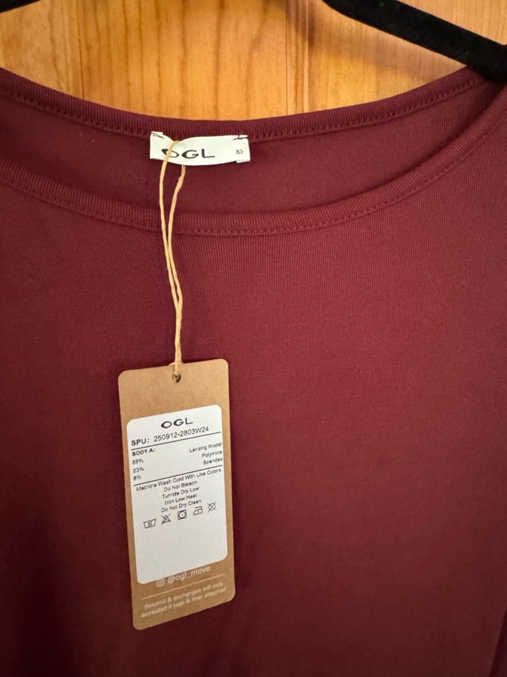 OGL BOATNECK BATWING RUCHED T SHIRT in burgundy  NWT